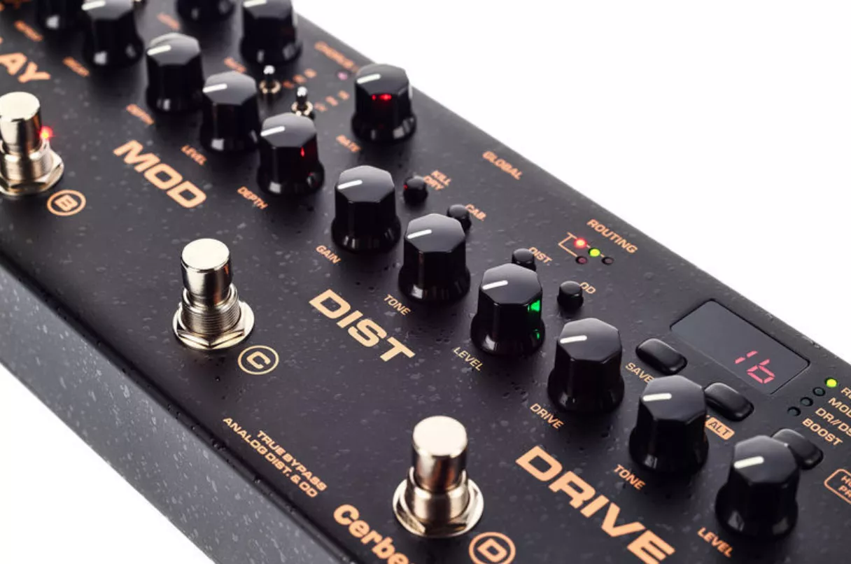 cerberus-effects-a-controller-