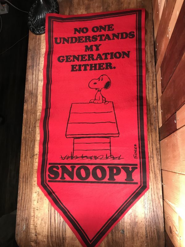 Peanuts Snoopy “No One Understands” Felt Banner スヌーピー