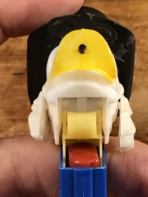 Walt Disney “Scrooge McDuck” No Feet Pez Dispenser スクルージ