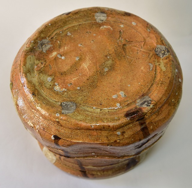 美濃伊賀水指 加藤 光右衛門作 而妙斎書付 すいぎょく園｜創業百年