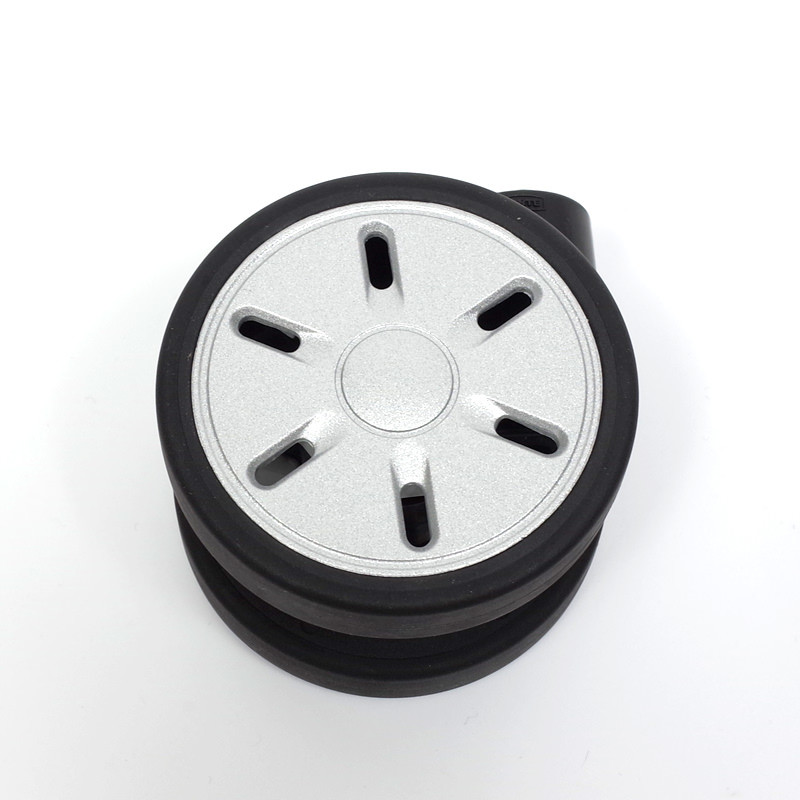 64ミリマルチホイールハウジング トパーズ グレー | リモワ(RIMOWA