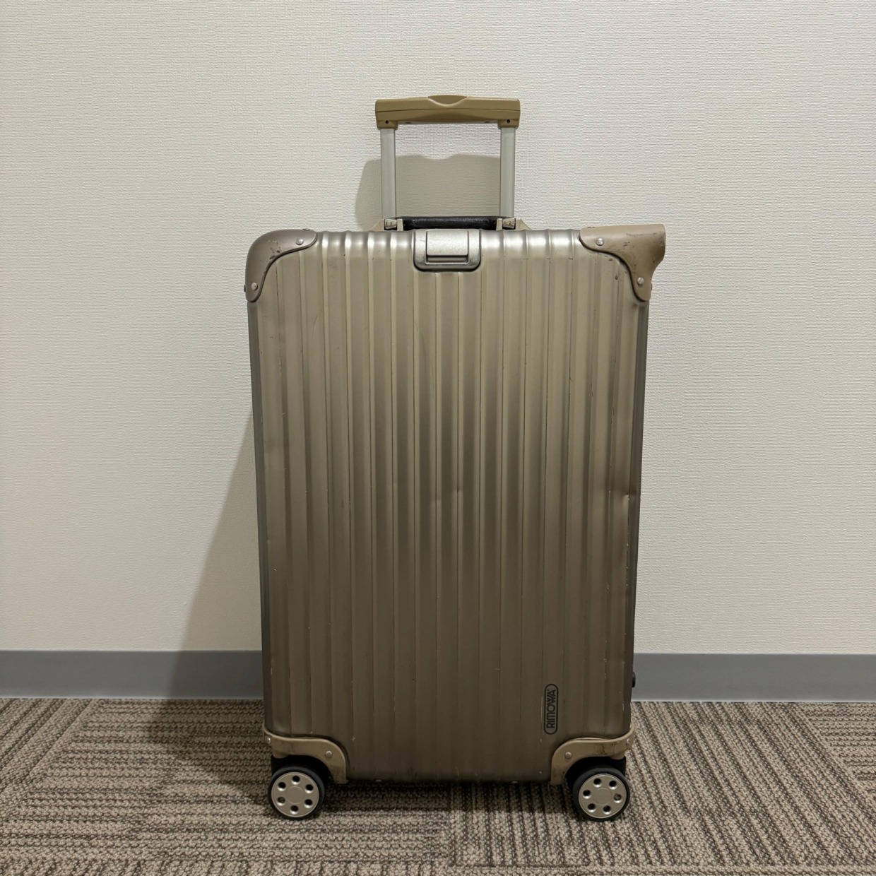 リモワ RIMOWA トパーズ TOPAS 64Lスーツケース TSAロック リモワ
