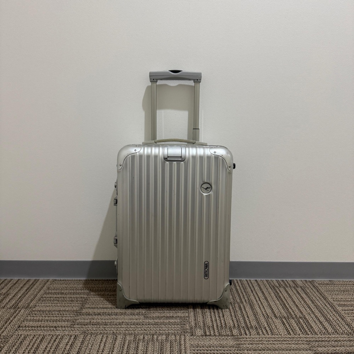 RIMOWAスーツケース 機内持ち込み32L ルフトハンザモデル リモワの