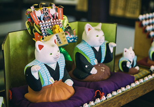 住吉大社初辰猫 中サイズ 商売繁盛 家内安全 縁起物貴重な招き猫さん