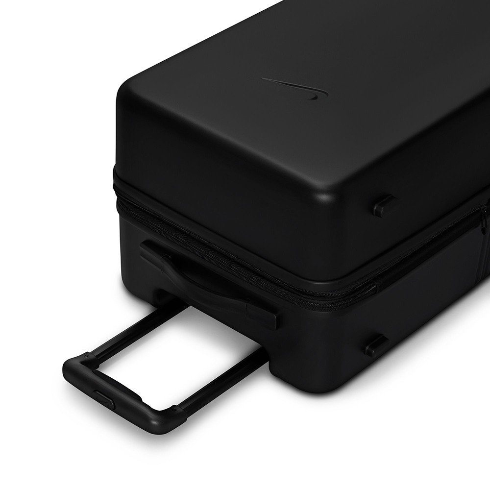 ナイキ（NIKE）（メンズ、レディース）キャリーケース 26インチ ハード