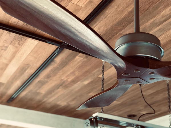 ハモサ バスク ウッド シーリングファン CF-005DC Amazon | ハモサ