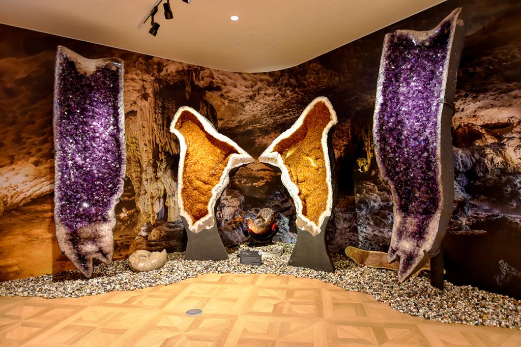 甲州天然石工房 彩石の蔵 - 笛吹市, 石和町 | 山梨の遊ぶ・学ぶ | PORTA