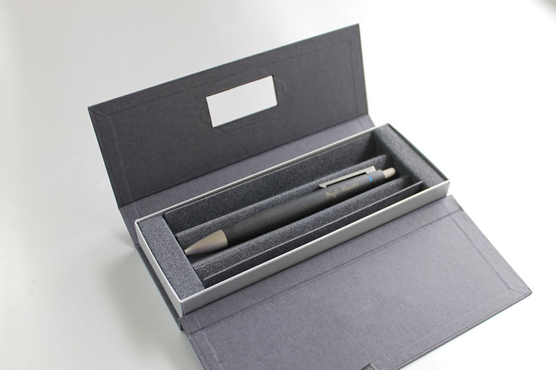 世界で一番かっこいい4色ペン LAMY 2000 | PARCELAブログ