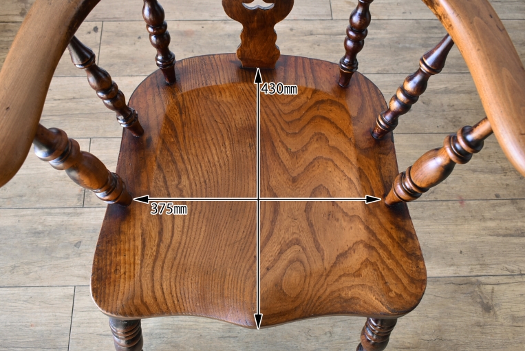 パルテノン アンティーク / アンティークらしい味わいが魅力のダブル