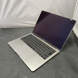APPLE 〔中古〕MacBook Air (Retina 13-inch 2018) ｼﾙﾊﾞｰ MREA2J/A
