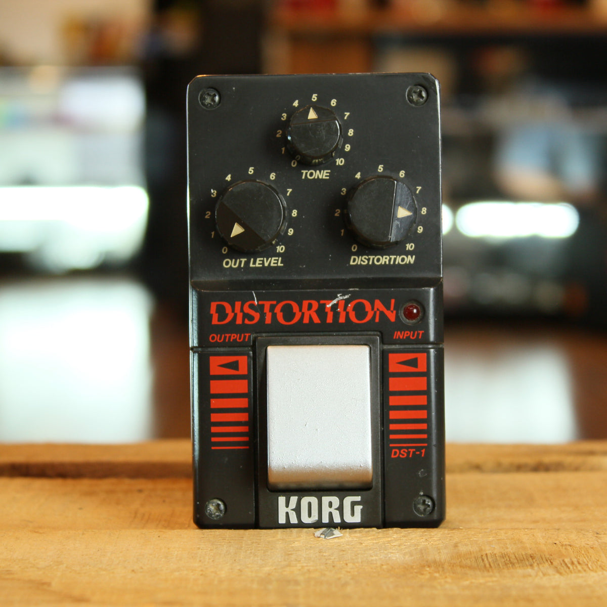 VINTAGE Korg DST-1 Distortion — Pedal Empire