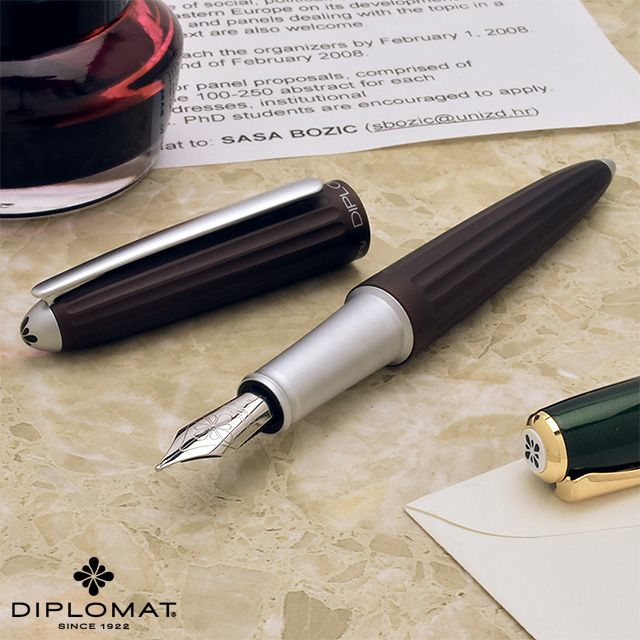 DIPLOMAT ディプロマット アエロ | ペンハウス