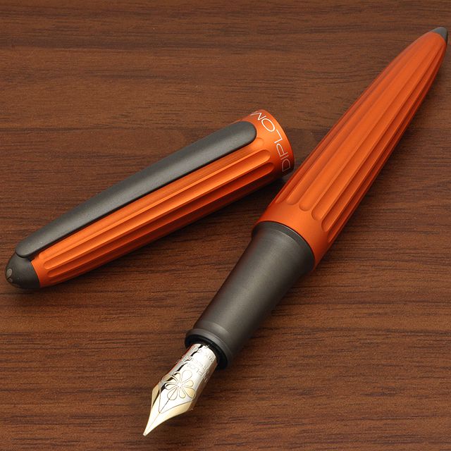 DIPLOMAT ディプロマット 万年筆 アエロ 14K サンセットオレンジ