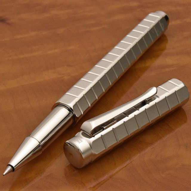 CARAN D'ACHE カランダッシュ ローラーボール エクリドール