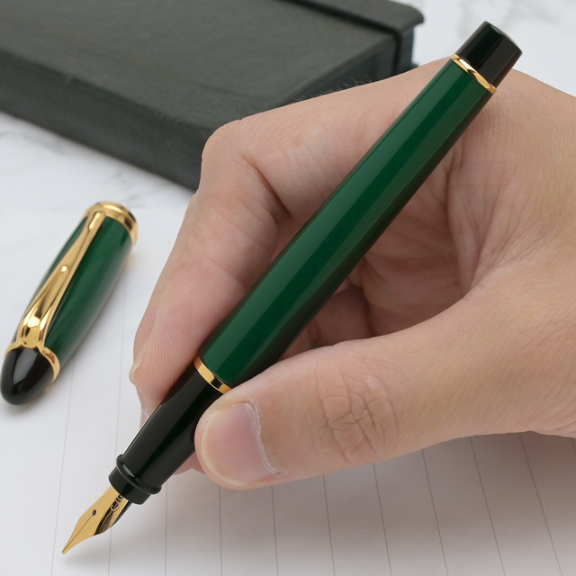 AURORA（アウロラ） 万年筆 イプシロン グリーン | ペンハウス