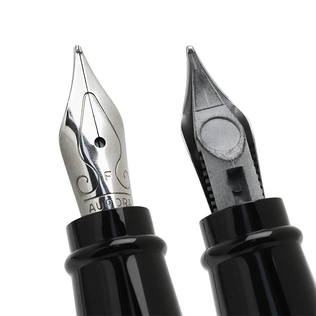 AURORA（アウロラ） 万年筆 イプシロン ブラッククローム | ペンハウス