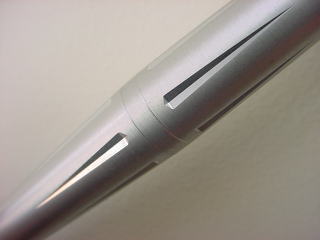 トンボ ズーム2000 サラサが入ってます。 トンボ デザインコレクション