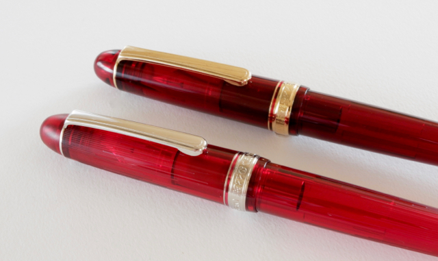 早春の夜明けに赤く染まった富士 | 文具ウェブマガジン pen-info