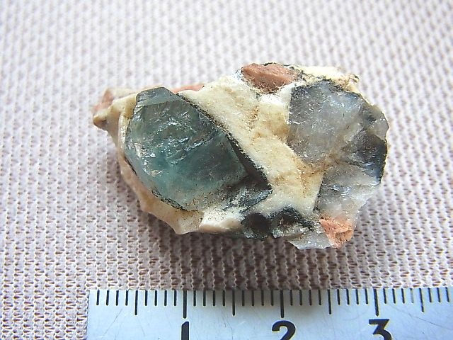 フィンランド産ブルートパーズ原石9.7g - パーフェクトストーン