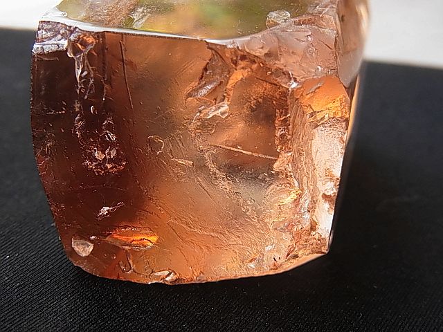 フィンランド産天然シェリーカラートパーズ原石209.1g - パーフェクト