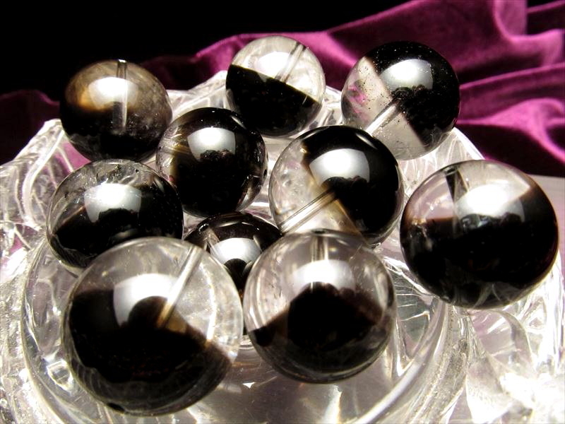 ☆1粒売り☆大珠☆激レア！☆くっきり山入り！ツートンカラー☆透明感