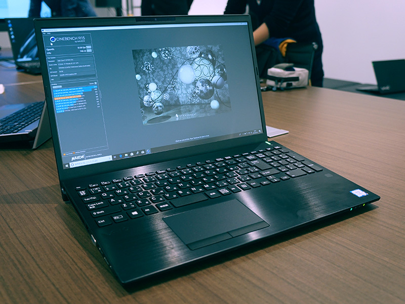 VAIO、4K液晶/UHD BDドライブ搭載15型ノートPC「VAIO S15