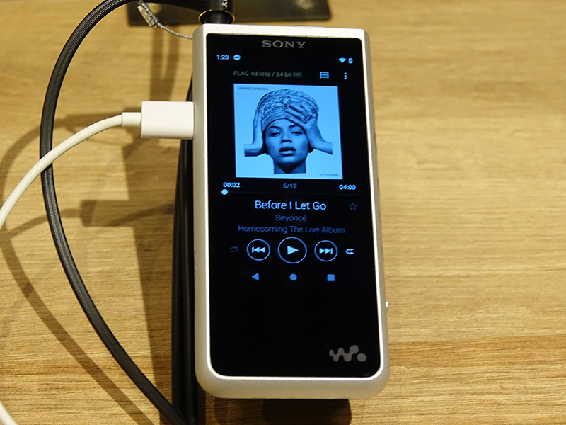 IFA＞ソニー、新上位ウォークマン「ZX500」。銅切削筐体で高音質化、WM