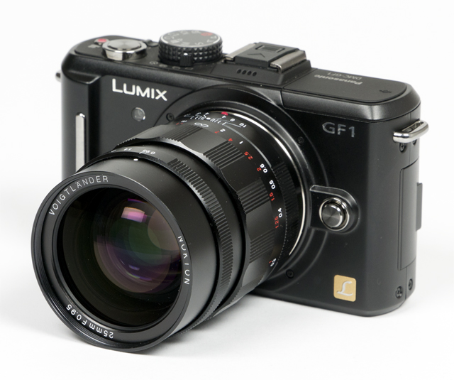 Voigtlander Nokton 25mm f/0.95 MFT - Review / Test Report