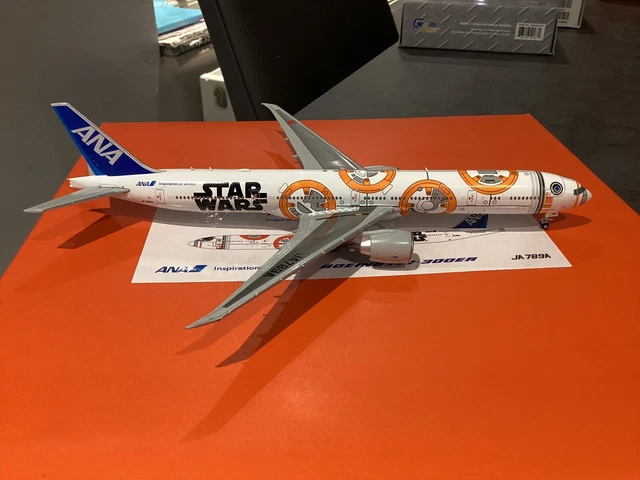 BB-8 ANA JET Boeing 777-300ER JC WINGS 1:400 ANA All Nippon Boeing