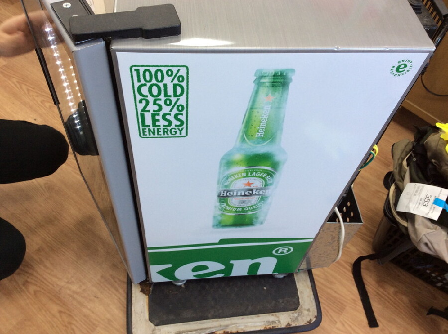 ハイネケン冷蔵庫 非売品 ジャンク 送料込み ハイネケン冷蔵庫