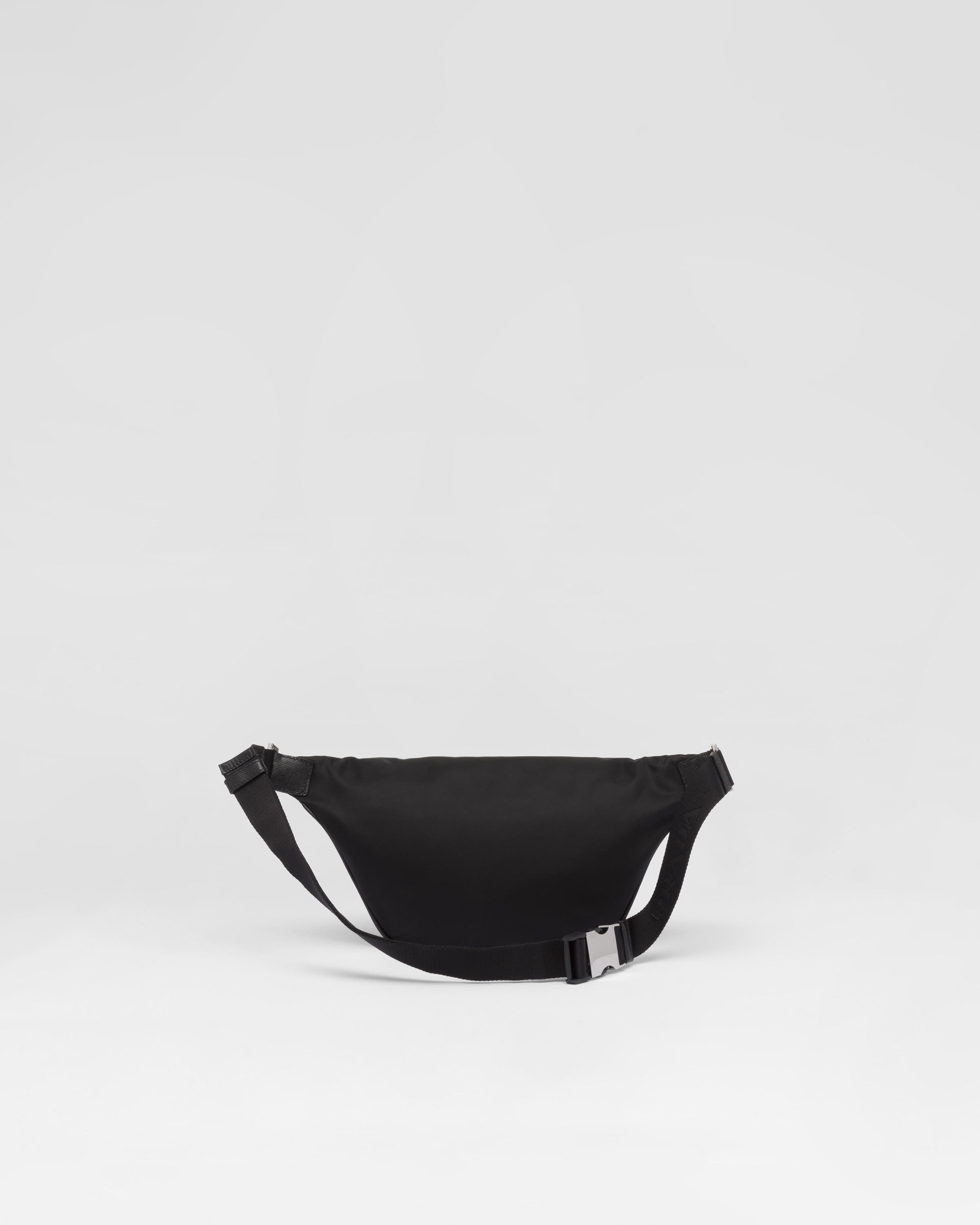 ブラック Re-nylon Xサフィアーノレザー ベルトバッグ | PRADA