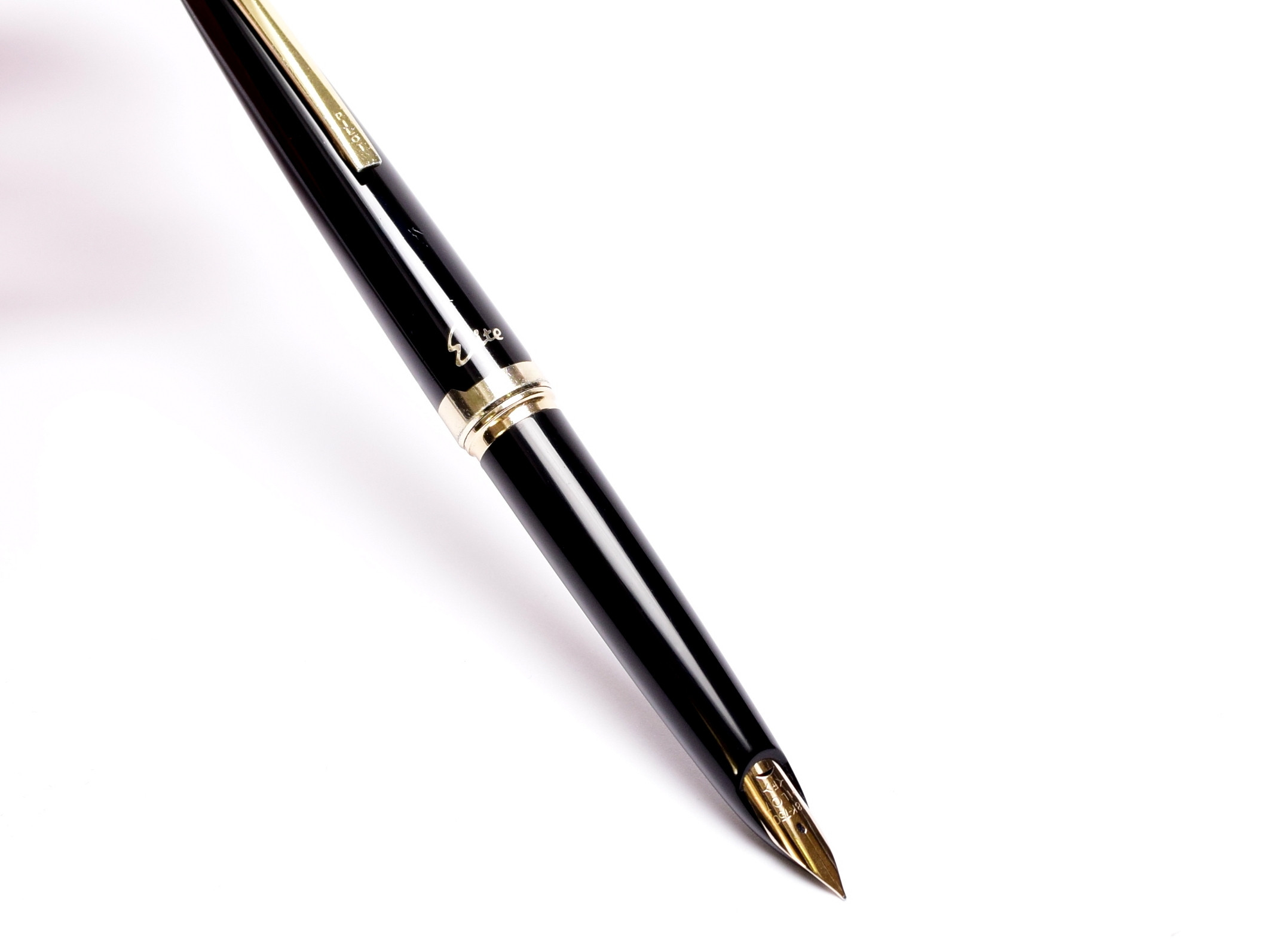 Pilot Elite S Compact Cartridge/ Converter 18K 750 Gold F Fine Nib