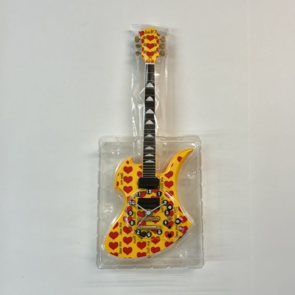 hide イエローハート ギター型ウォールクロック 13th Memorial ver