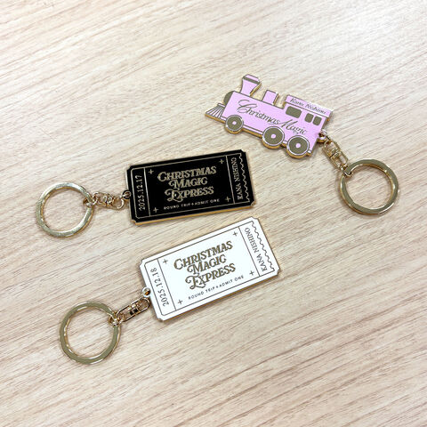 2月下旬出荷＞Christmas Magic トレインキーホルダー | ソニー