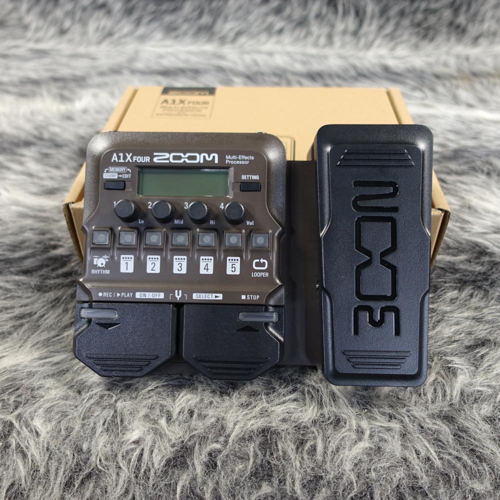 Zoom A1X Four 中古　完動美品　お値下げ Zoom A1X Four 中古 完動美品 お値下げ