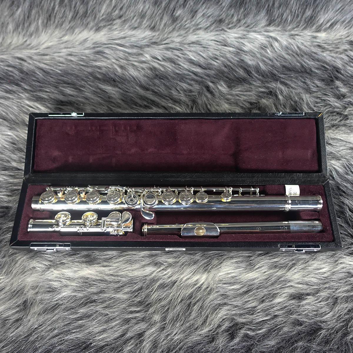 YAMAHA YFL-514 プロフェッショナルモデル　ハンドメイドEメカ付き YAMAHA YFL-514 プロフェッショナルモデル ハンドメイドEメカ付き