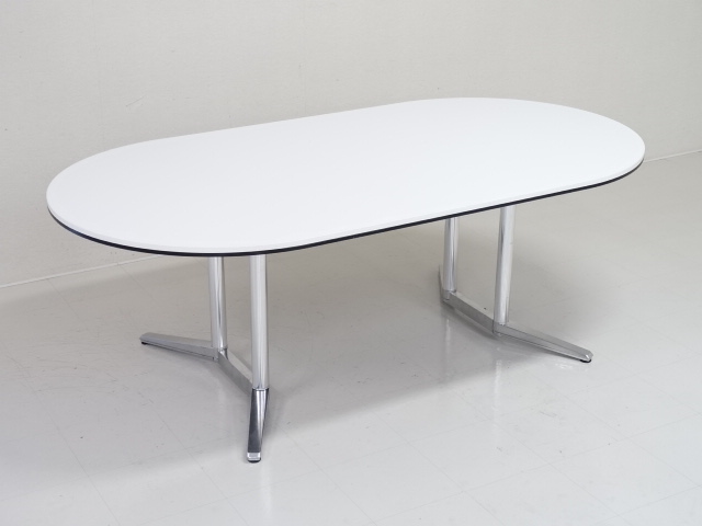 中古｜オカムラ｜ラティオ2｜楕円型会議テーブル（ポリッシュ脚
