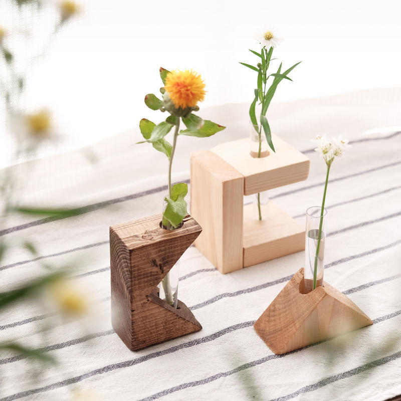 My DIY HOME -あまった木材と試験管で自分好みの一輪挿しをDIY