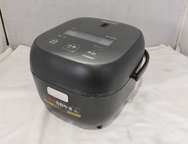2022年製 TIGER 炊飯器 黒 炊きたてJBS-B055 2024年製 TIGER タイガー