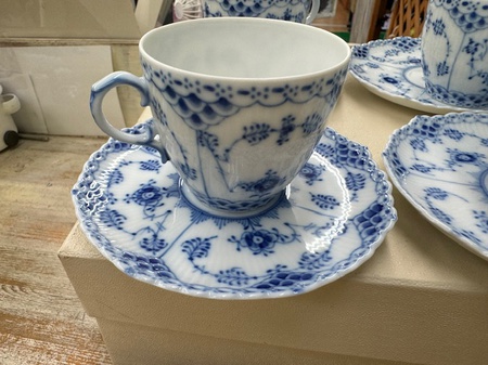 ROYAL COPENHAGEN ロイヤルコペンハーゲン ブルーフルーテッド フル