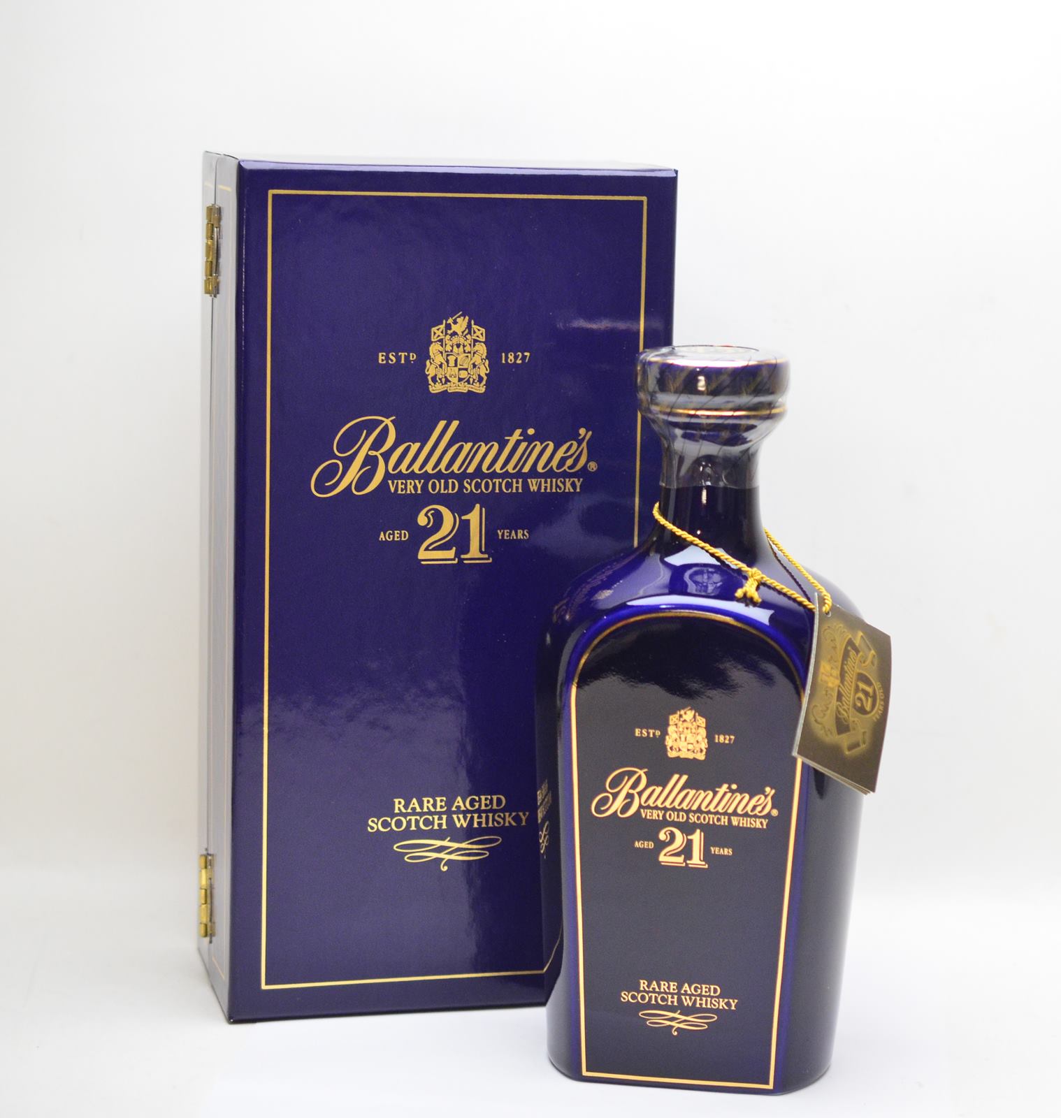 ブレンデッドウイスキー バランタイン 21年 ベリーオールド 700ml 重量