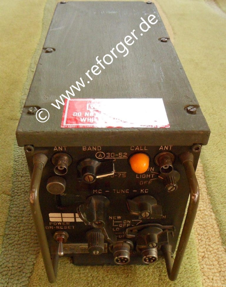 R-442 VRC receiver radio レシーバーラジオ アマチュア B5