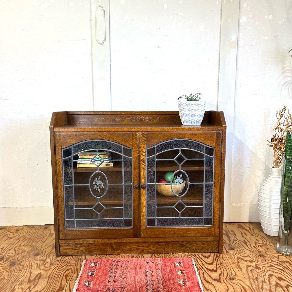 三越家具 ブルージュ Brugge 食器棚 キャビネット オーク材 ステンド