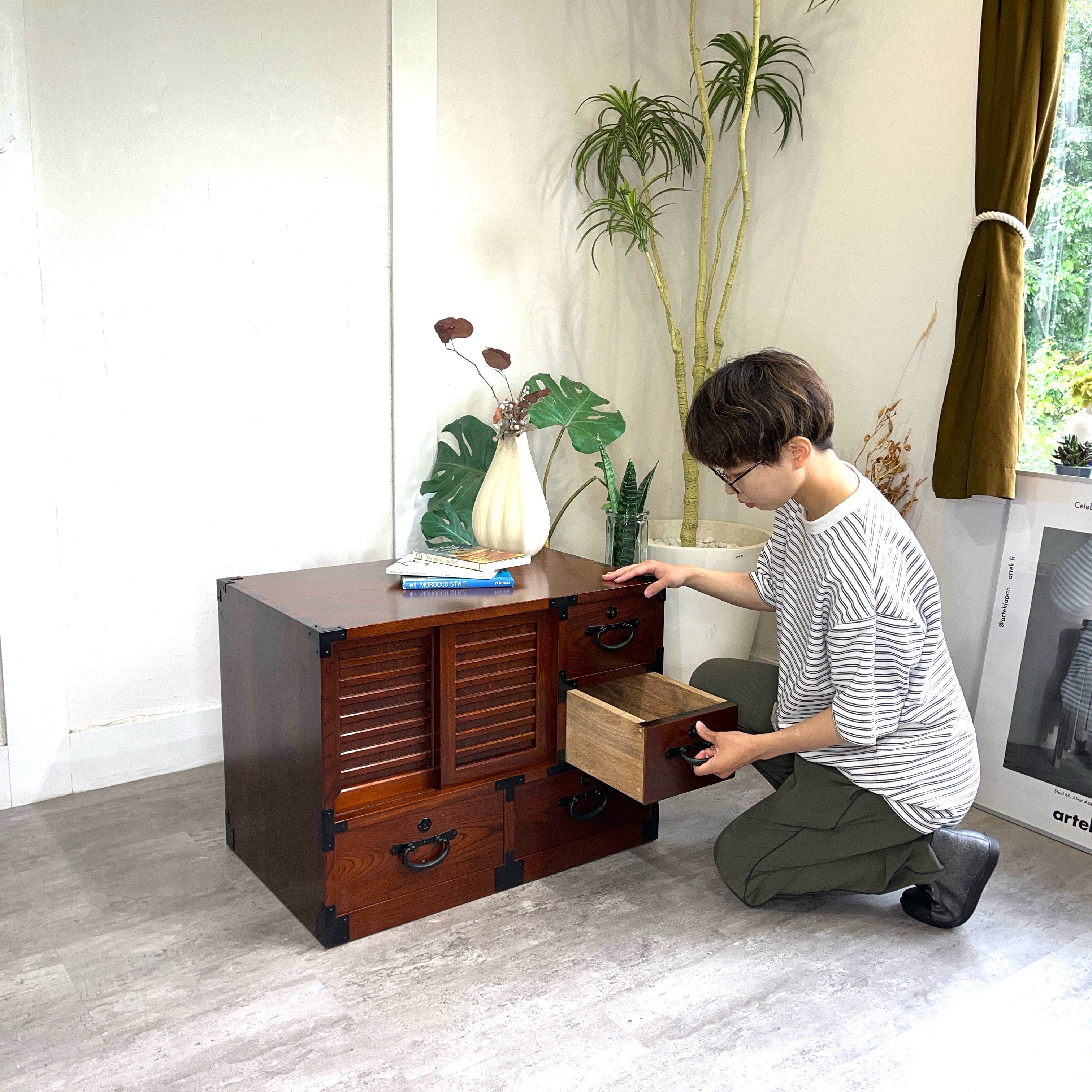 欅の帳場箪笥 日本 伝統 3段 キャビネット 工芸品 中古 日本 伝統 渋い