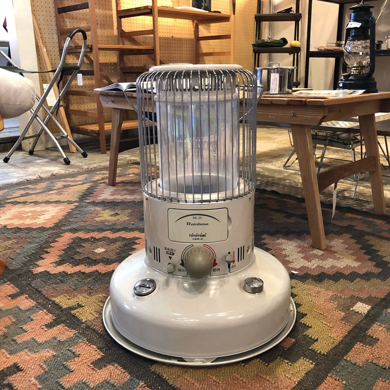 TOYOTOMI RB-25D(W)灯油ストーブ TOYOTOMI RB-25D(W) トヨトミ