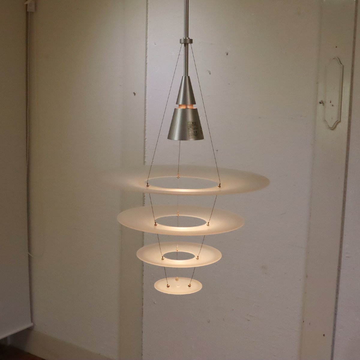 ルイスポールセン / Louis Poulsen エニグマ425 ペンダントライト 内山