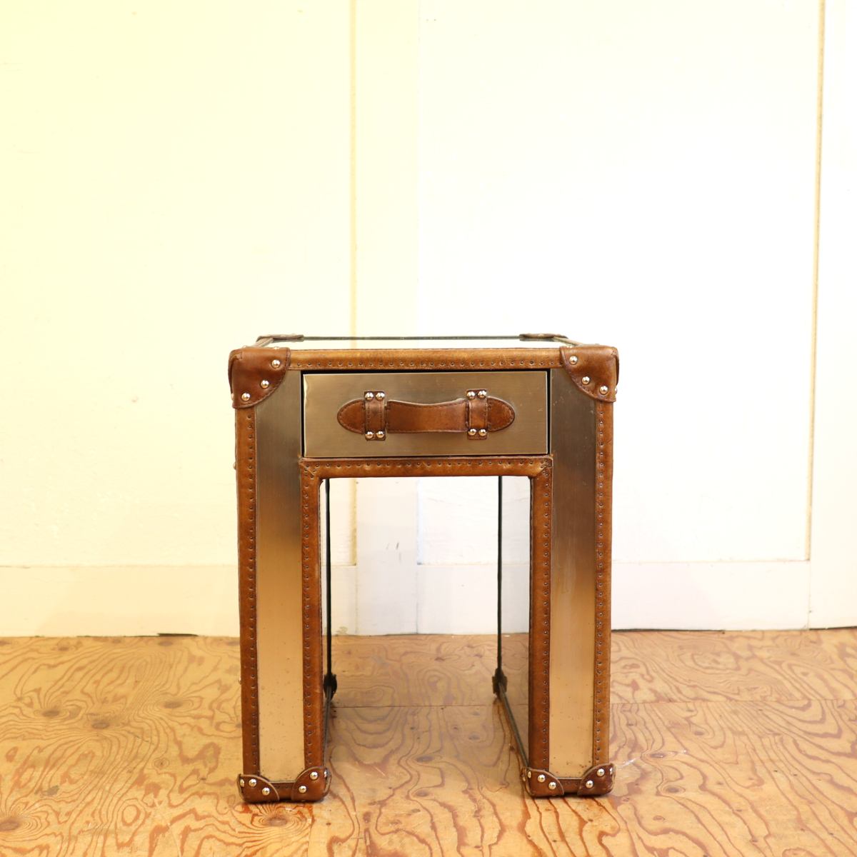 HALO サイドテーブル HALO （ハロ）のサイドテーブル3件[タブルーム]