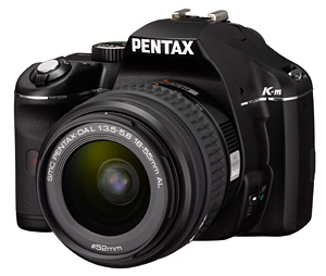 使いやすいエントリークラスのデジタル一眼レフカメラ 「PENTAX K-m