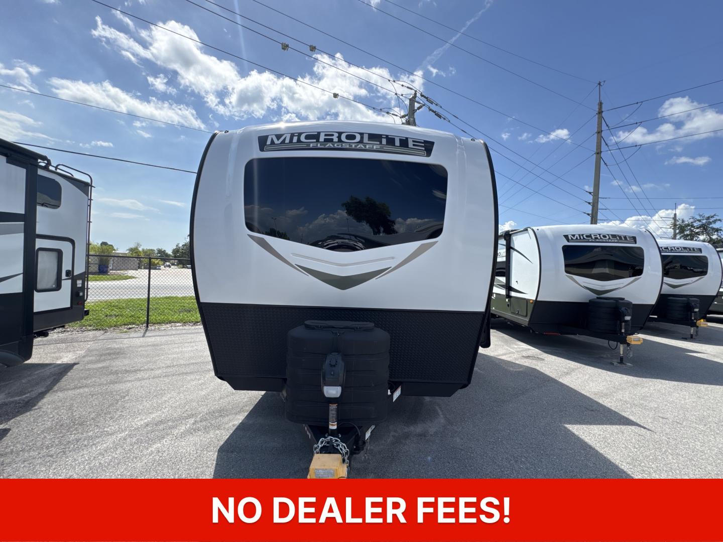 New 2025 FOREST RIVER Flagstaff Micro Lite 22FBS | Campbell RV