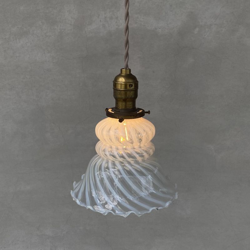 VINTAGE ANTIQUE OPALESCENT GLASS ヴィンテージ アンティーク 吊り